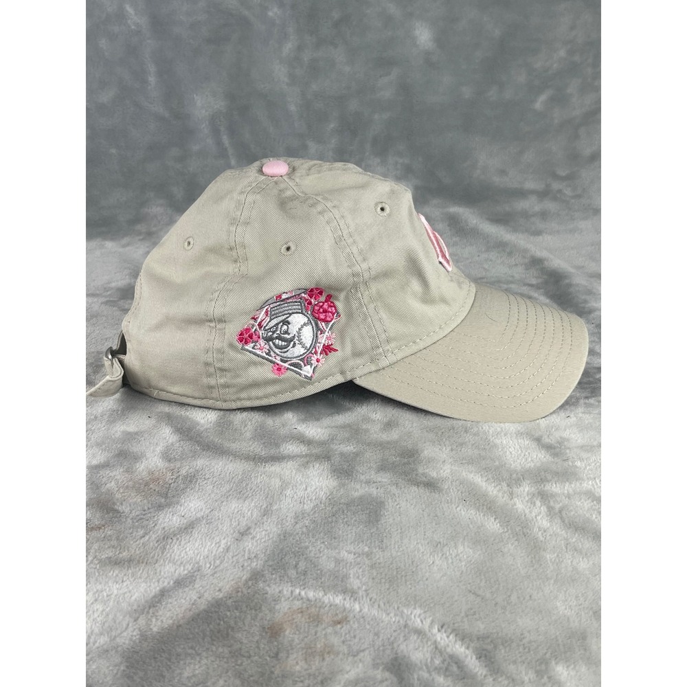 New Era 9TWENTY Cincinnati Reds Hat Women OSFM Tan Pink Excellent Floral Patch - Picture 5 of 9